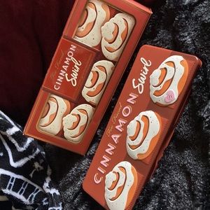 🧁🖤🌟TOO FACED CINNAMON SWIRL EYESHADOW PALETTE🌟🖤🧁
